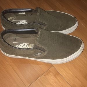 Vans slip on
